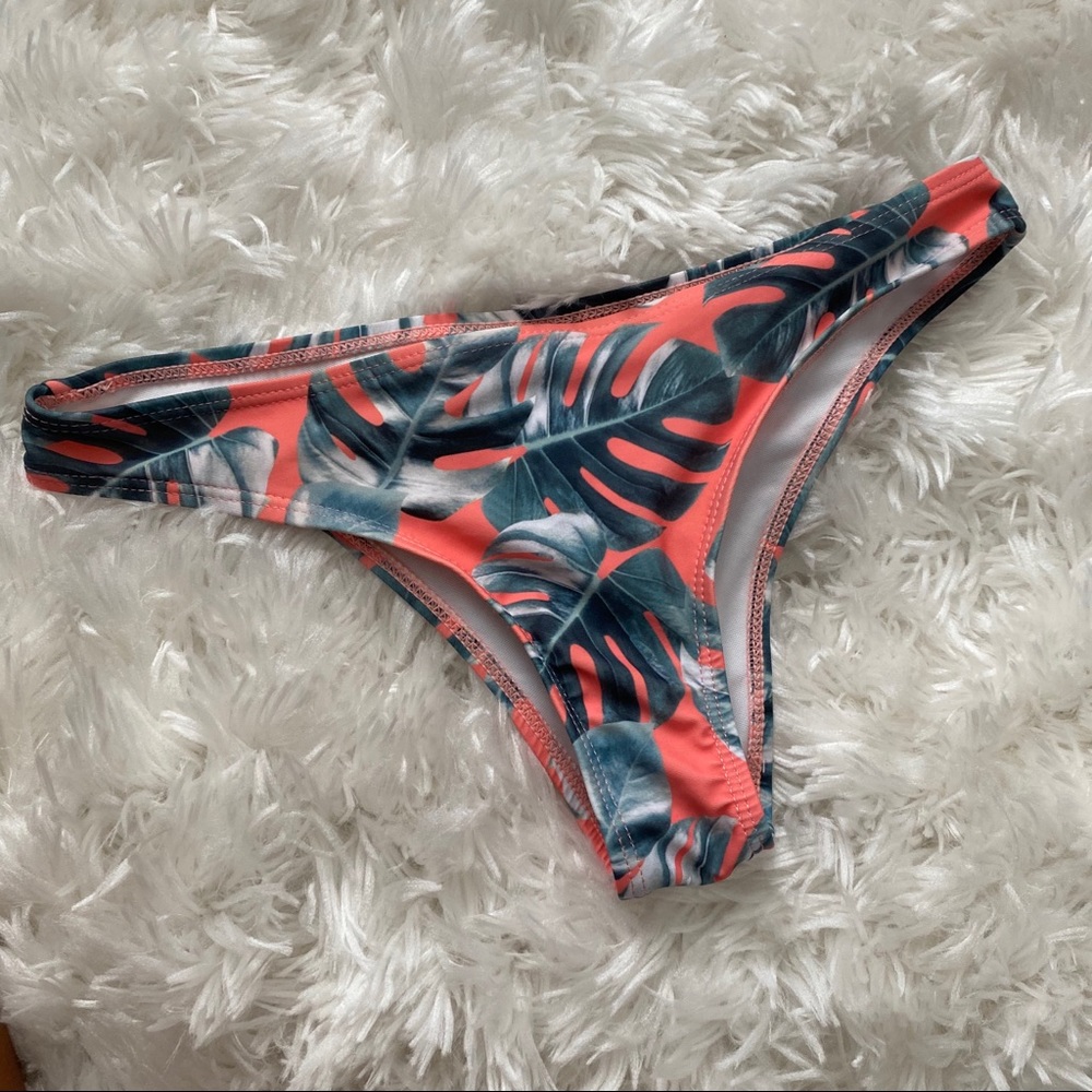 Bikini bottoms